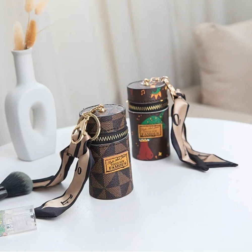 Brown Cilinder Lipstick Holder Keychain - Picture 4 of 6